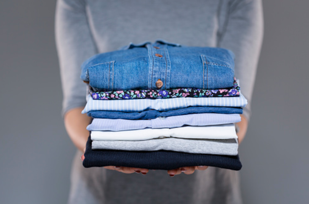 How To Fold A Shirt? Shirt Folding Guide For Travel Packing!